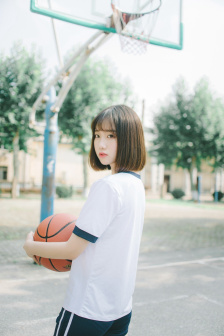 阴脣上长疙瘩什么原因
